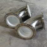 Paip keluli yang disokong pelekap seramik